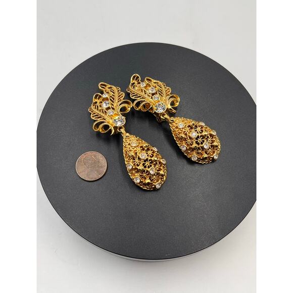 Jose Maria Barrera Avon Versatile Elegance Rhinestone Filigree Clip-On Earrings - Picture 6 of 10